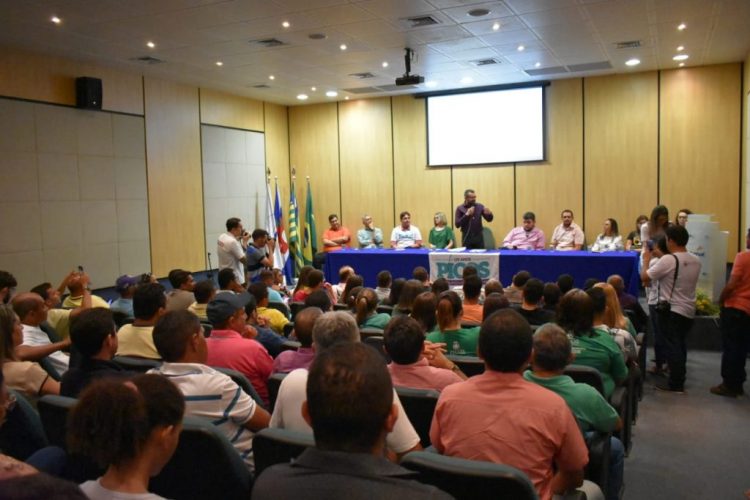 Prefeitura lança aniversário e confirma Mano Walter nos 129 anos de Picos