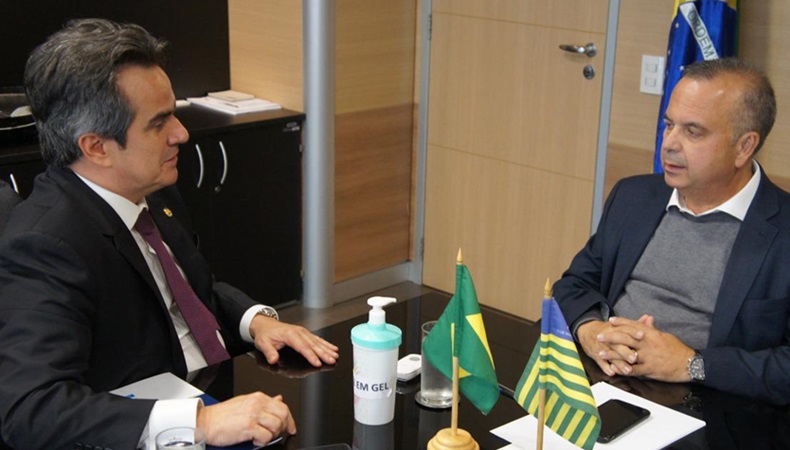 Ministro Rogério Marinho visita Floriano para inaugurar obras de saneamento