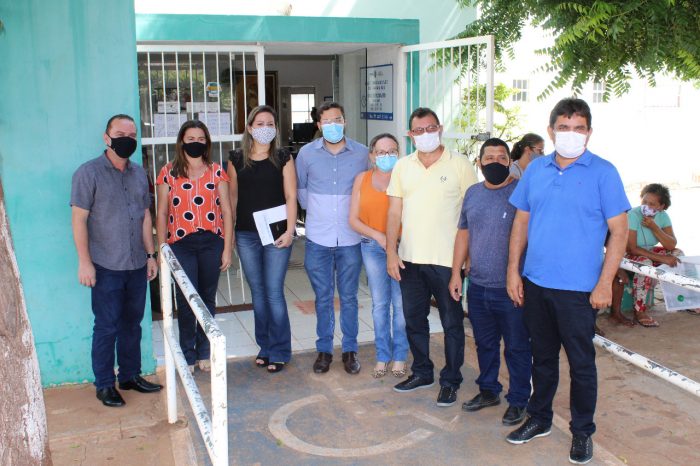 Vereadores e secretário de saúde de Picos visitam Unidades de Saúde do município