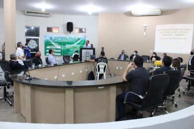 Câmara de Picos sedia Audiência Pública para implantação de Escola Cívico-Militar