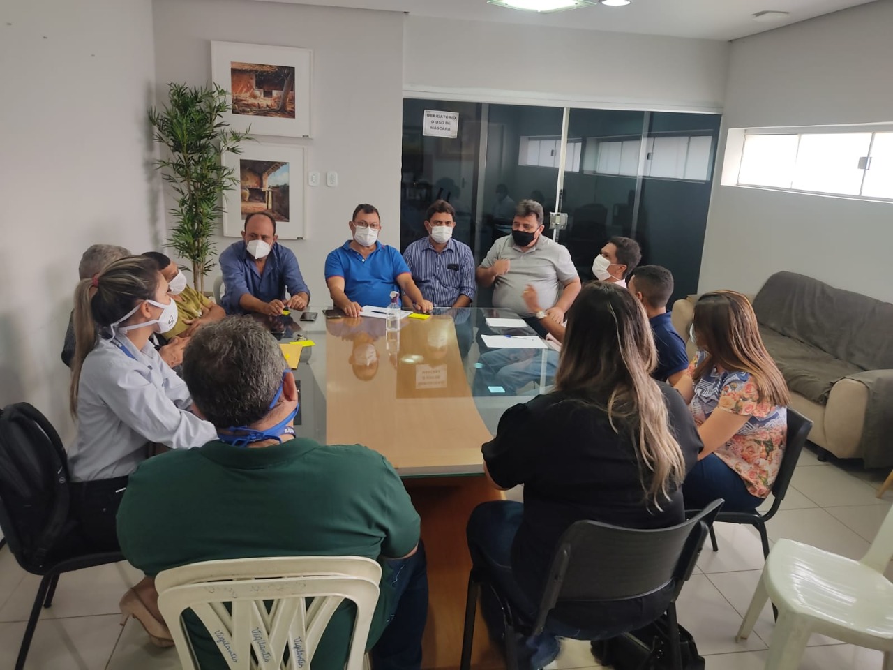 Vereadores de Picos cobram demandas durante reunião com a Eletrobrás