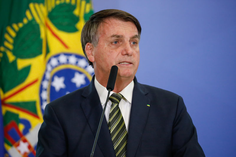 Bolsonaro anuncia MP para socorrer setor de eventos