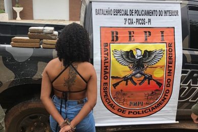 Oeirense é presa portando 5 kg de maconha que abasteceria tráfico em Picos