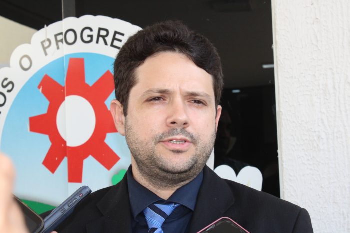 Vereador Eriberto Barros solicita Academia de Saúde e Trator Agrícola para o povoado Pirco dos Nogueiras