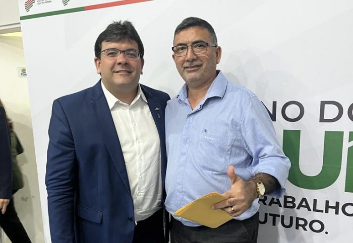 Vereador Marcos Buriti participa de reunião com o governador Rafael Fonteles e debate pautas para Picos