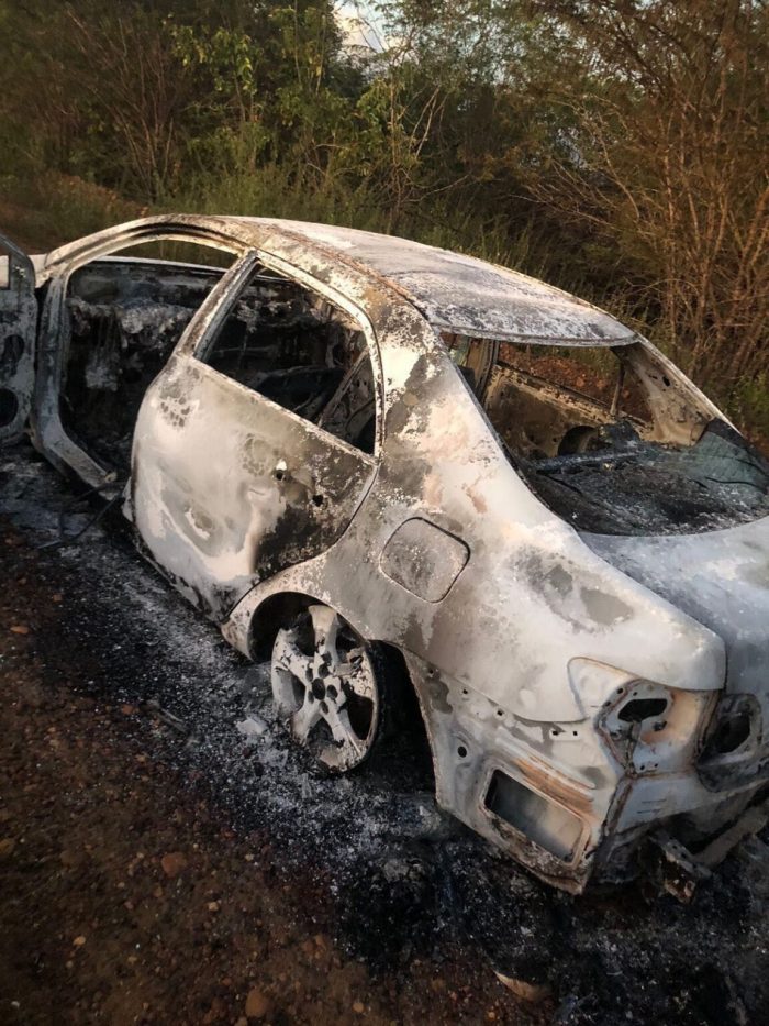 Carro roubado em sequestro é encontrado queimado em Sussuapara-PI