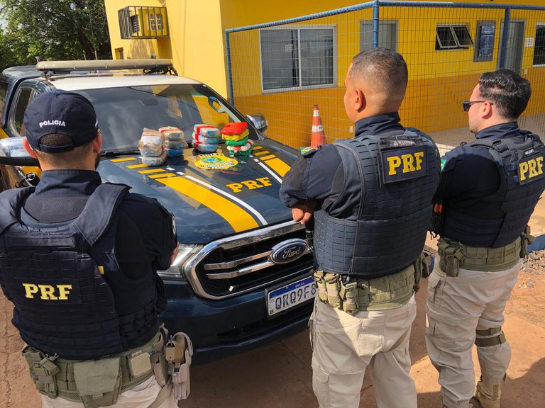 PRF apreende novo carregamento de cocaína em Picos