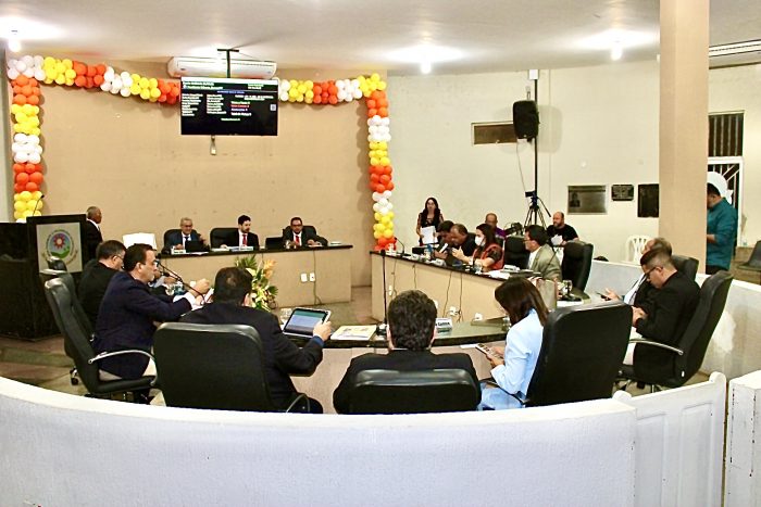 Câmara apresenta proposta aumentando de 15 para 17 o número de vereadores em Picos