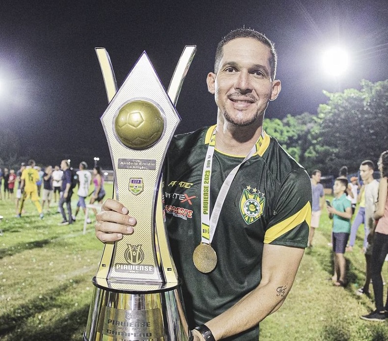 SEP crava Felipe Sousa como técnico para 2ª divisão do Piauiense: “Continuidade”