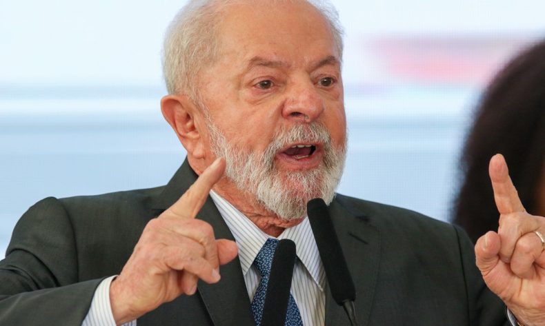 Lula lança em Teresina o programa Brasil sem Fome