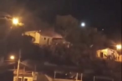 Residência é atingida por incêndio em Picos; veja vídeo