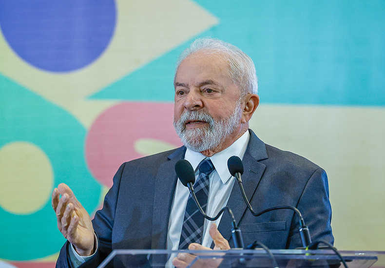 Avanço do centrão sobre cargos e verbas gera queixas entre aliados de Lula
