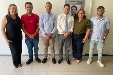 Parlamento do Futuro: Estudantes do Colégio do Premem se tornam Deputados e visitam Câmara Municipal de Picos