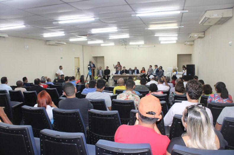 Câmara de Picos realiza sessão itinerante na UFPI