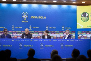 Tite troca veteranos por novatos em testes na seleção brasileira