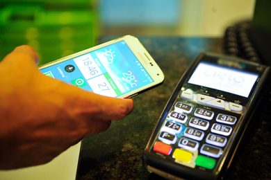 Empresários caem em golpe da máquina de cartão de crédito e suspeitos são presos no Piauí