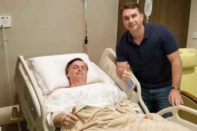 Após cirurgia presidente Bolsonaro passa bem