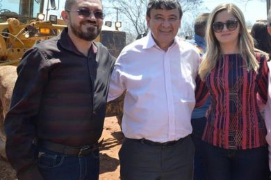 Maria Santana se mantém como pré-candidata petista em Picos