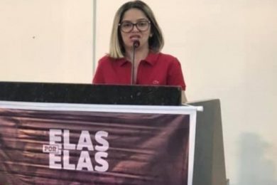 Maria Santana recebe apoio em encontro com mulheres do PT