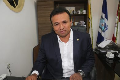 Secretário anuncia 1040 vagas para novo concurso da PM; Edital será lançado até maio
