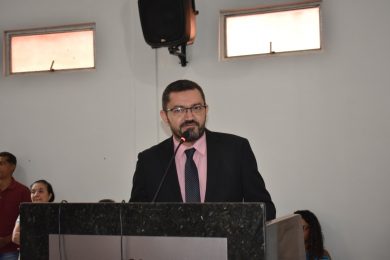 Por 5 votos a 1, TRE-PI acata recurso e absolve Prefeito Padre Walmir