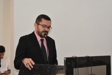 Prefeito Padre Walmir destaca equilíbrio e obras como metas para último ano de mandato