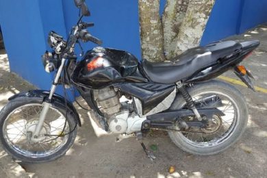 Homem é flagrado furtando motocicleta em delegacia desativada de Picos
