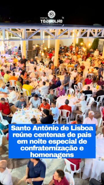 A Prefeitura de Santo Antônio de Lisboa, por meio da gestão do prefeito Erivaldo Lopes, realizou neste sábado (8) a Festa dos Pais do município. O evento aconteceu no Bistrô Campeiro e reuniu centenas de pais em uma noite marcada por confraternização, homenagens, música, alegria e muitas surpresas.

Com início às 18h, a programação lotou o espaço do evento. A noite contou com apresentações musicais da cantora Janny Santos e da dupla Hernane e Marcos Show, garantindo animação ao público durante a confraternização.

Um dos momentos mais aguardados foi o sorteio de mais de 150 brindes destinados aos pais participantes. Entre os prêmios estavam bicicletas, ventiladores, caixas de som, além de outros presentes. O público também contou com um grande buffet preparado especialmente para a ocasião.

Durante o evento, o prefeito Erivaldo Lopes destacou o carinho da gestão na organização da festa e ressaltou a importância dos pais para a comunidade.

Erivaldo também celebrou a grande participação popular e destacou o clima de confraternização no Bistrô Campeiro.

Ao finalizar sua mensagem, o prefeito desejou um Feliz Dia dos Pais e reforçou a importância da valorização e do carinho entre pais e filhos.

A Festa dos Pais foi encerrada em clima de celebração, reunindo famílias e amigos em uma noite especial promovida pela Prefeitura de Santo Antônio de Lisboa.

Siga: @portaltodeolho 
Veja fotos em www.portaltodeolho.com