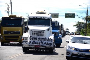 Sindicato diz que caminhoneiros têm dificuldades de ir e vir dentro do Piauí