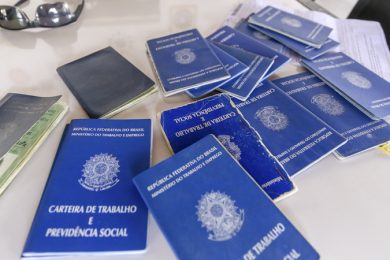 Vírus impactou na situação financeira de 50% das pessoas