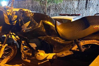 Moto roubada na zona rural de Picos é encontrada em oficina em São Luís do Piauí