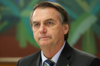 Bolsonaro pretende zerar imposto de importação de itens da cesta básica