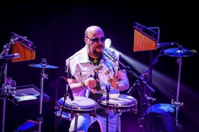 Morre Paulinho, cantor do Roupa Nova, aos 68 anos