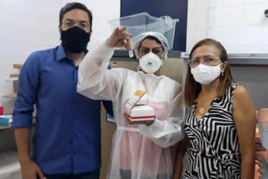 Doses da vacina contra Covid-19 chegam a Picos; Vacinação inicia nesta quinta (21)