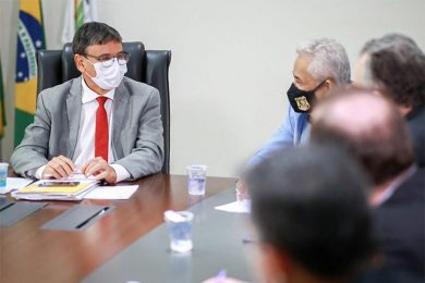 Governador quer implantar “toque de recolher” no Piauí