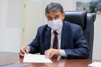 Governador anuncia toque de recolher e lockdown parcial aos finais de semana