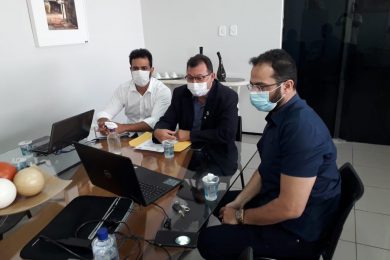 Vereador Chaguinha se reúne com Desembargador para tratar sobre regularização dos imóveis urbanos de Picos