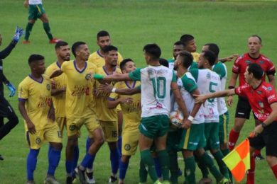 Tiradentes e Picos ficam no empate em jogo de muita confusão