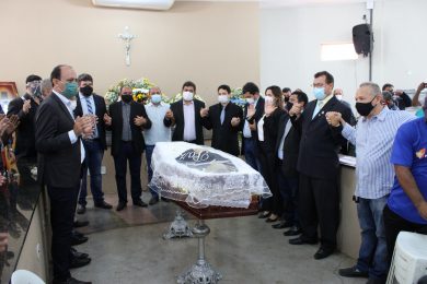 Picoenses dão último adeus ao ex-vereador Carlos Luís