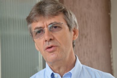 Prefeito Valmir Babosa realizará licitação de R$ 969 mil para aquisição de combustíveis