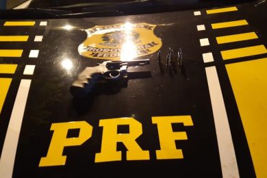 PRF prende homem portando arma de fogo e munições em Picos