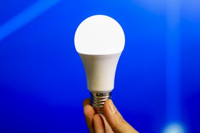 Conta de luz vai aumentar 6,78% com nova bandeira tarifária, anuncia Aneel