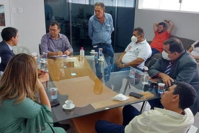 Reunião discute insegurança na praça Antenor Neiva