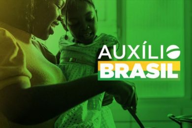 No Piauí, 460 mil famílias cadastradas no Bolsa Família migrarão para o Auxílio Brasil
