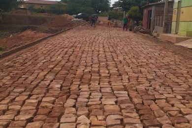 Vereador Chaguinha consegue calçamento para diversas ruas de Picos