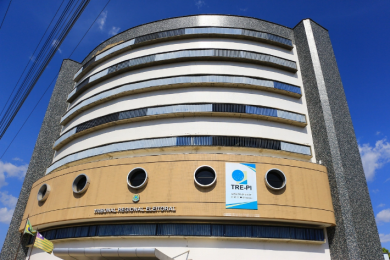 PP pede ao TRE acesso aos dados da pesquisa que aponta Rafael Fonteles à frente de Sílvio Mendes