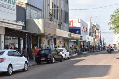 Comércio picoense será aberto durante o carnaval
