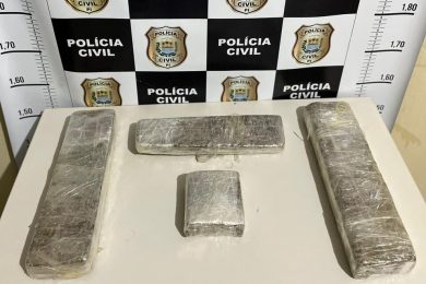Polícia de Picos apreende quatro tabletes de maconha em ônibus