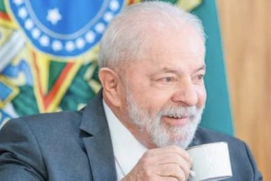 Governo Lula vai taxar aplicações financeiras no exterior