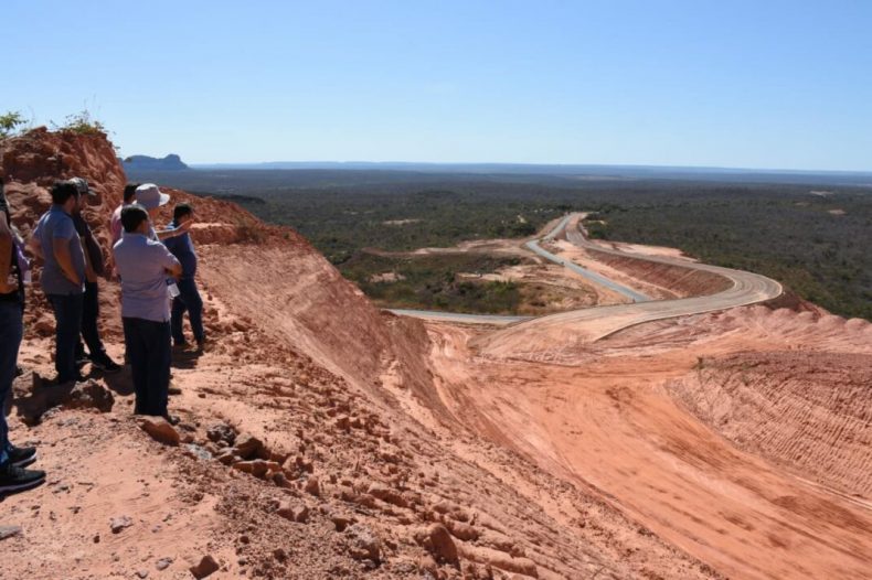 Governo retoma obras de pavimentação na Serra do Quilombo